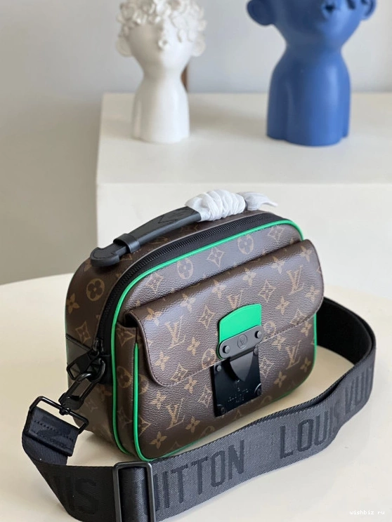 WIS MESSENGER VUITTON LOUIS LOCK S 0817